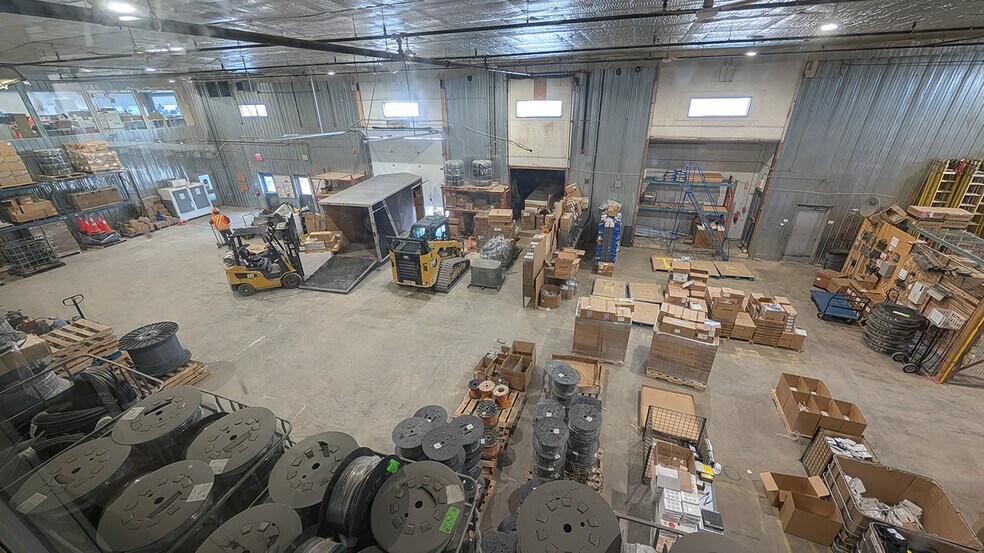 91 Lowson Cres, Winnipeg, MB à vendre - Photo du bâtiment - Image 2 de 7