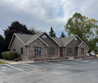 Plus de détails pour 1446 N Randall Ave, Janesville, WI - Bureau à vendre