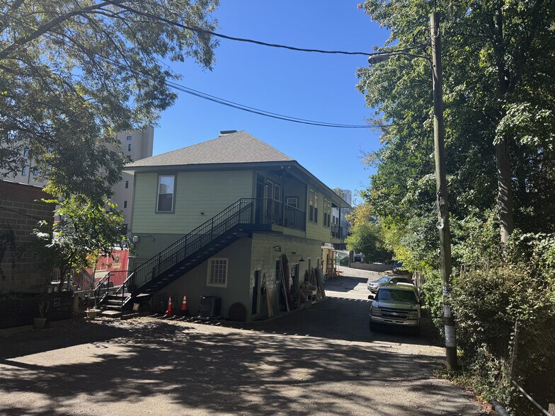 732 Monroe Dr, Atlanta, GA for lease - Building Photo - Image 1 of 6