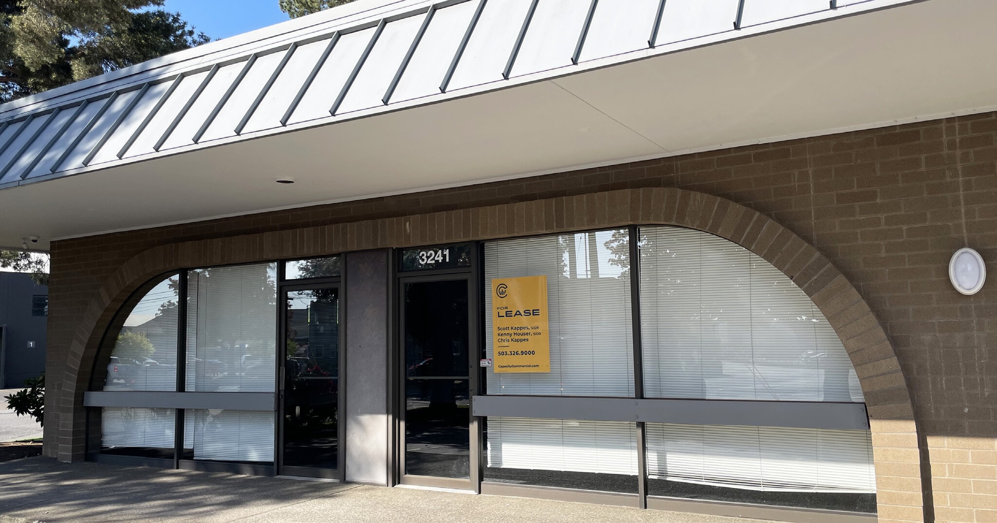 3571-3599 NW Yeon Ave, Portland, OR for lease Interior Photo- Image 1 of 3