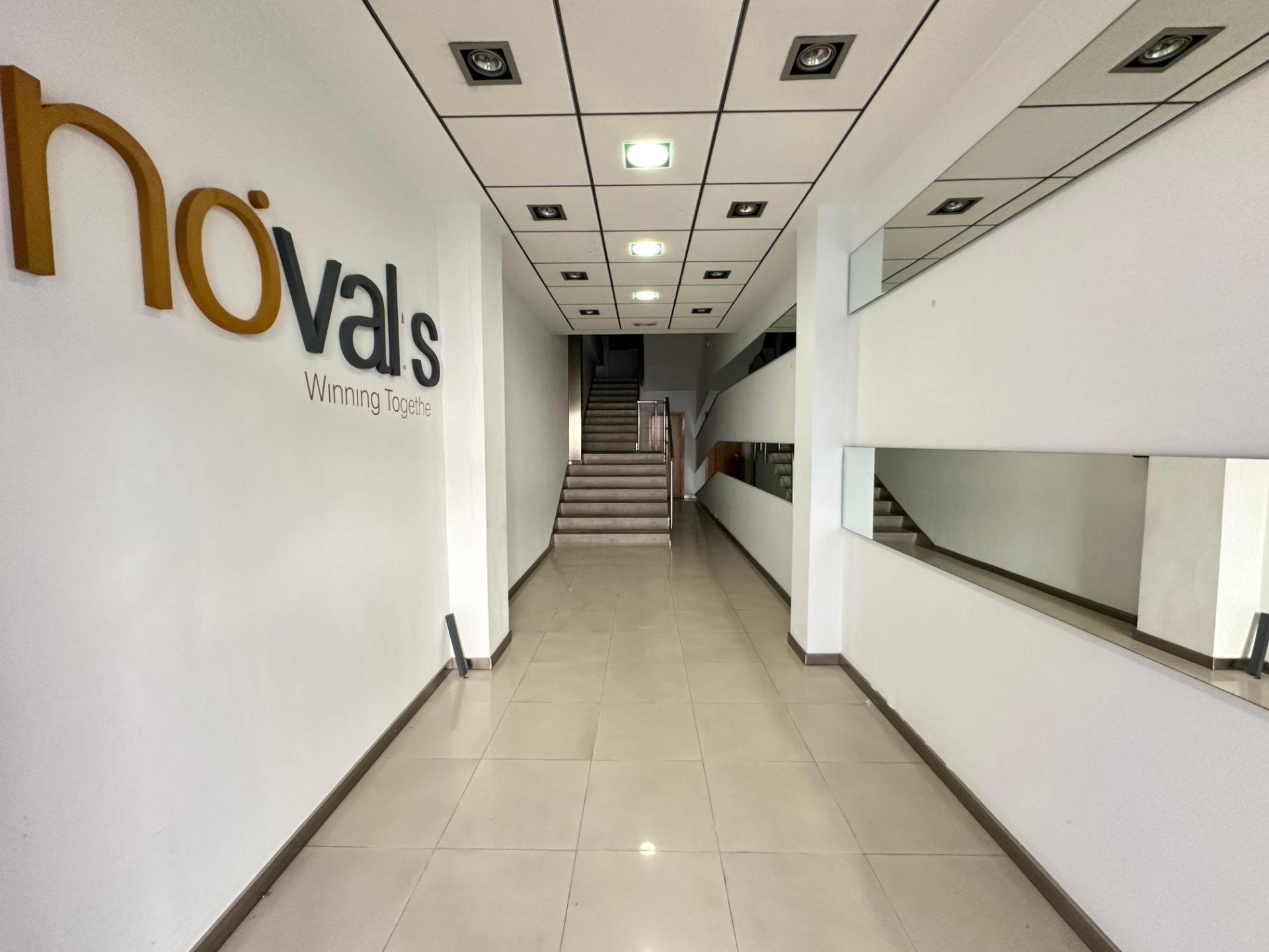 Carrer de Gutiérrez Mellado, S/N, L'Alcúdia, Valencia for lease Building Photo- Image 1 of 46