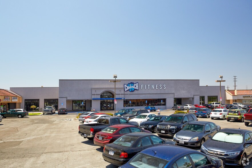 9822 Katella Ave, Anaheim, CA à vendre - Photo du bâtiment - Image 2 de 8