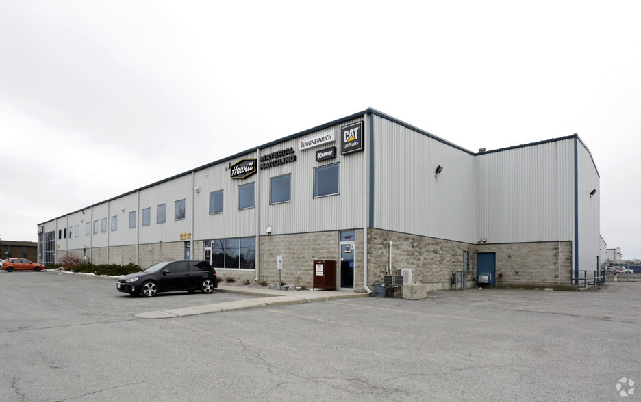 110 Bentley Ave, Nepean, ON for lease - Building Photo - Image 2 of 7