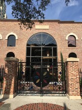 100 3rd St S, Saint Petersburg, FL for lease Interior Photo- Image 1 of 4