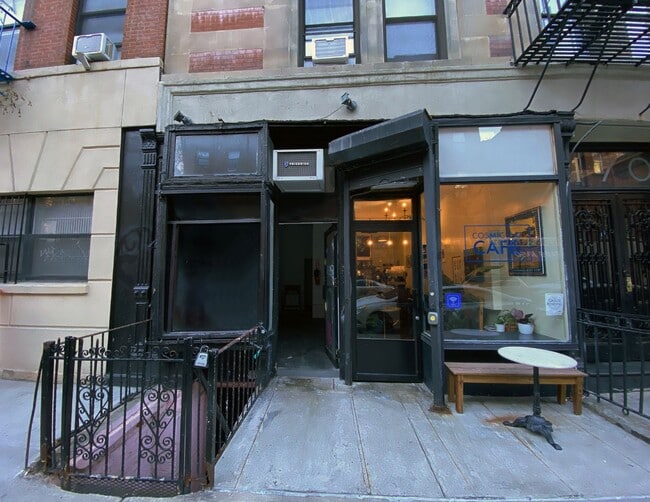More details for 170-172 E 2nd St, New York, NY - Retail for Lease