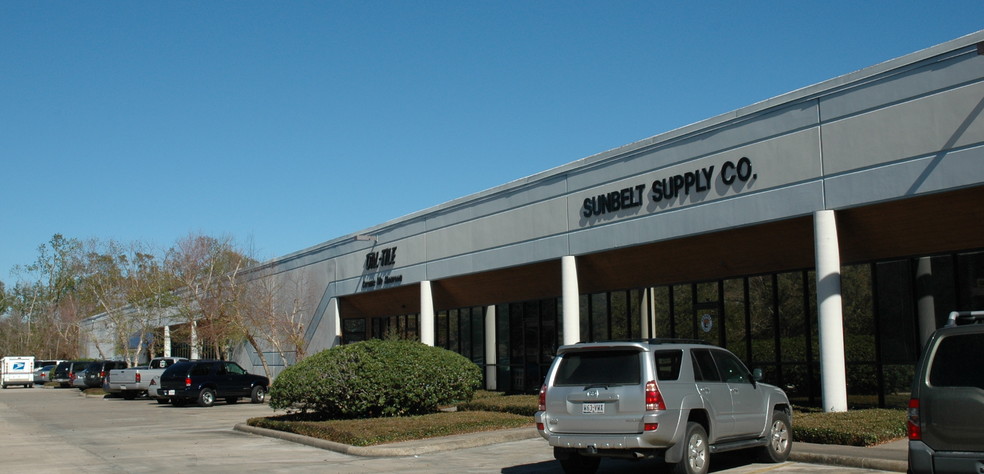 3255 Executive Blvd, Beaumont, TX for lease - Primary Photo - Image 1 of 1