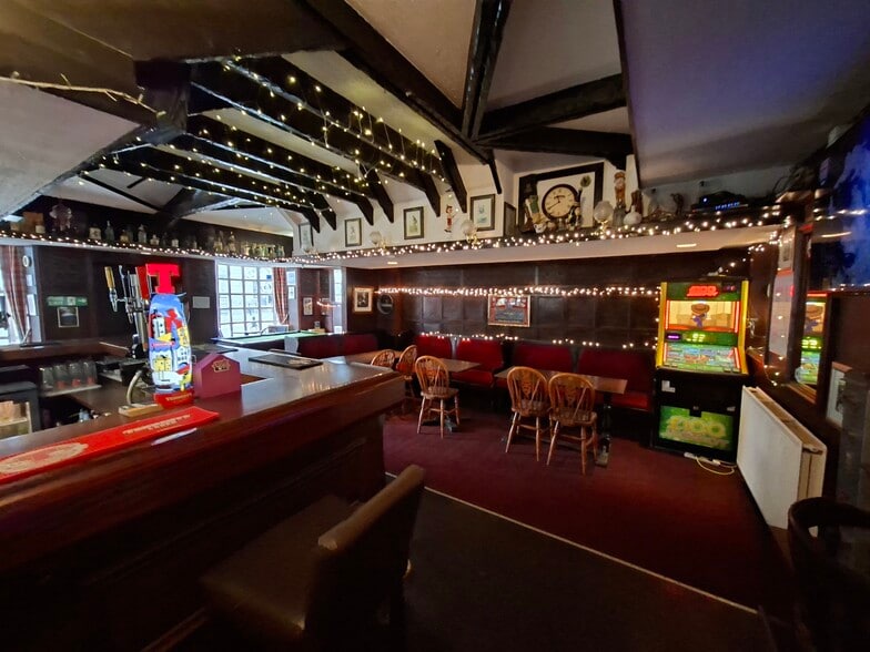 9 Portland St, Aberdeen for sale - Building Photo - Image 3 of 4