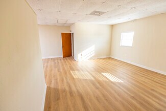 Plus de détails pour 4911 14th St, Bradenton, FL - Bureau/Commerce de détail à louer