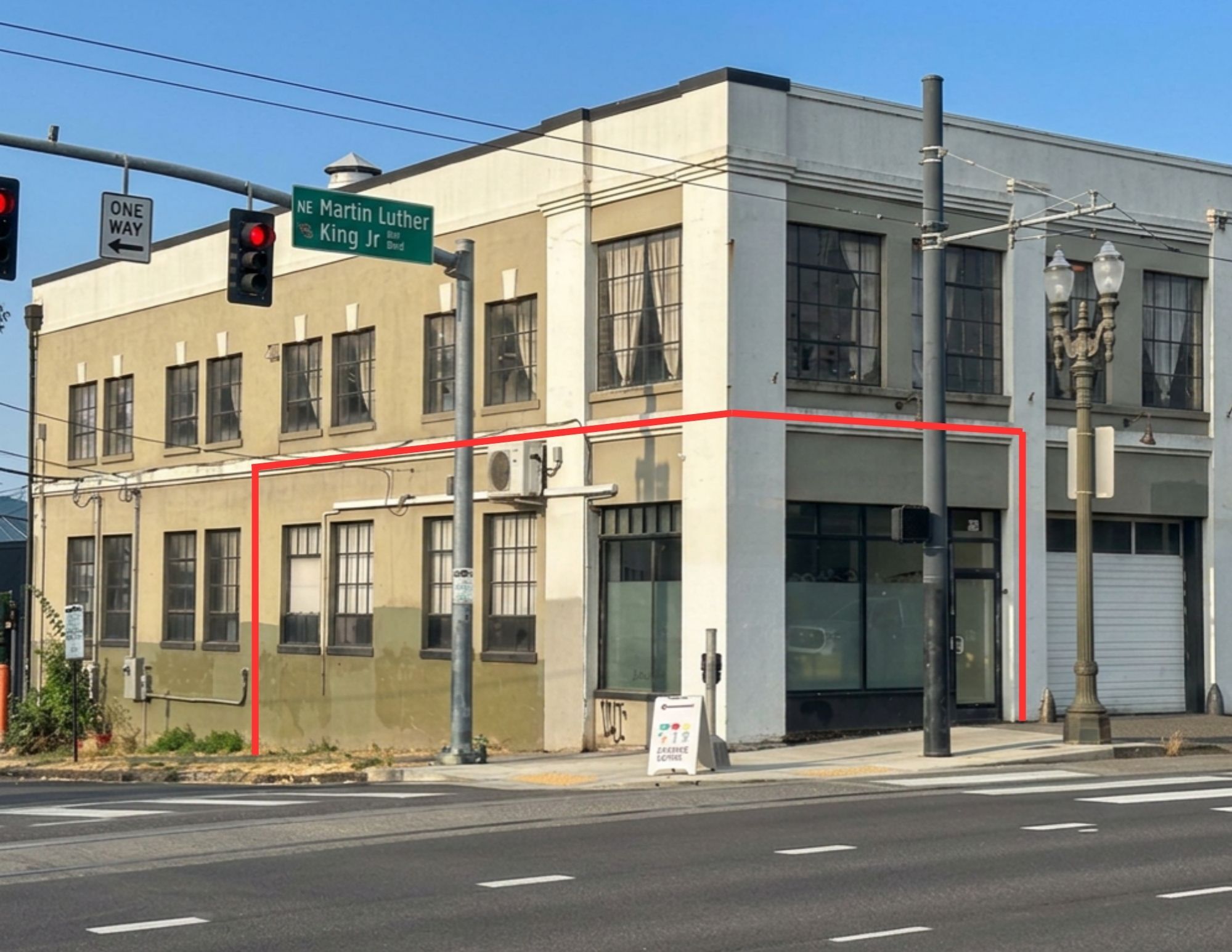 205-207 NE Martin Luther King Jr Blvd, Portland, OR for lease Building Photo- Image 1 of 36