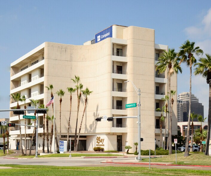 101 N Shoreline Blvd, Corpus Christi, TX à louer - Photo du bâtiment - Image 3 de 4