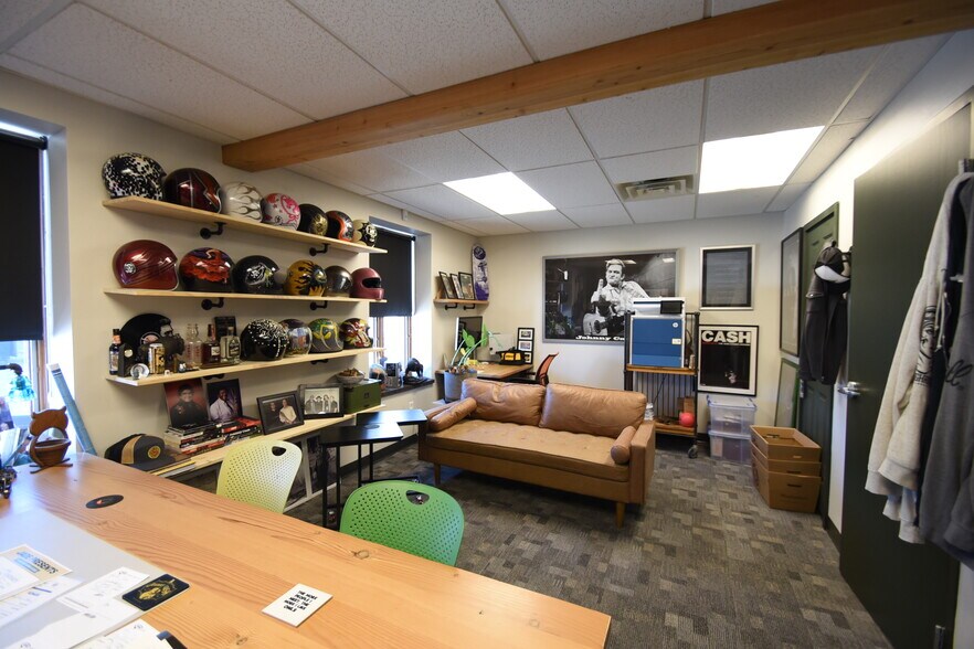 1320 1st Ave N, Fargo, ND à louer - Photo du bâtiment - Image 3 de 14