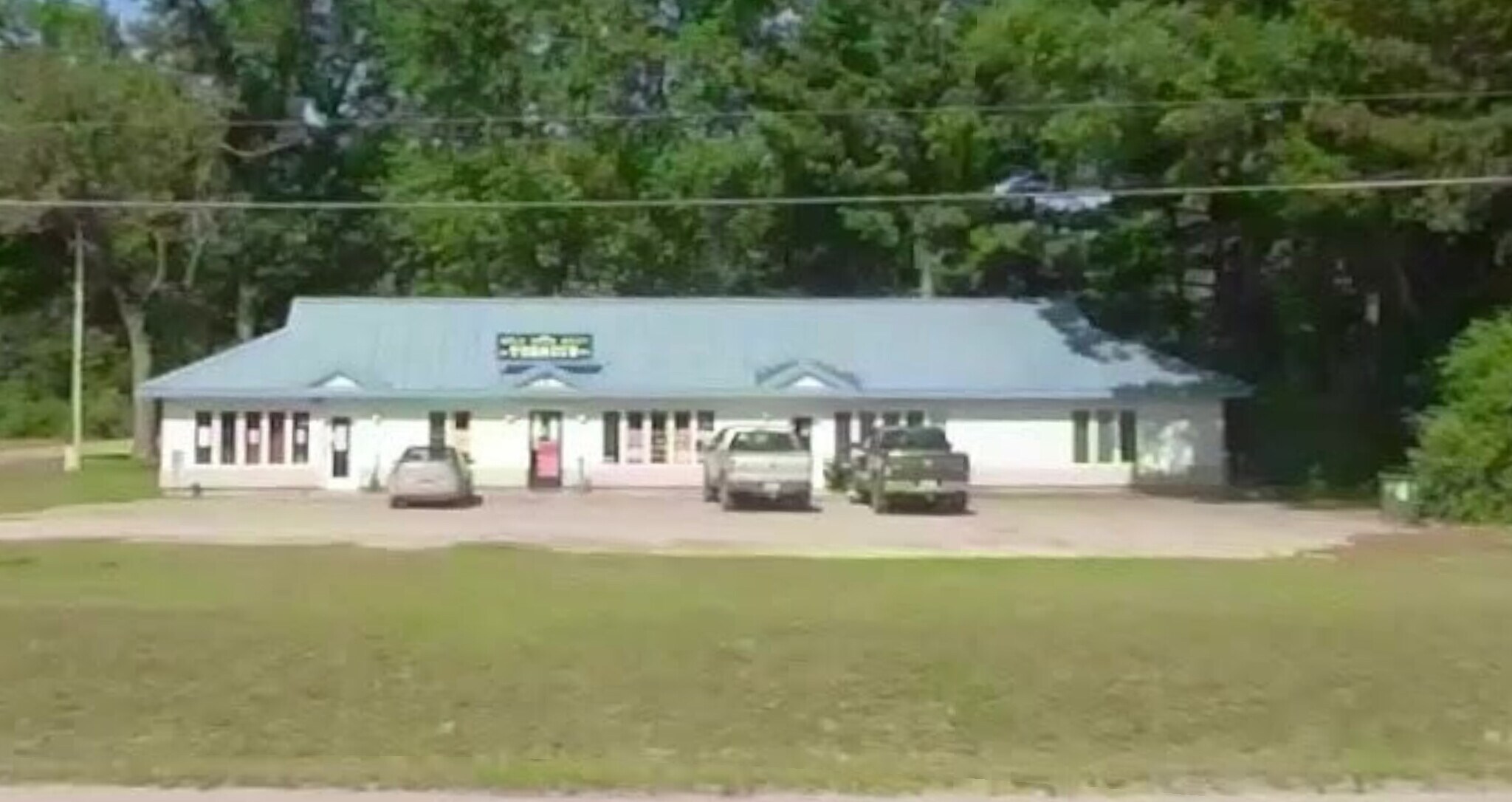 3387 N Clare Ave, Harrison, MI for lease Building Photo- Image 1 of 4