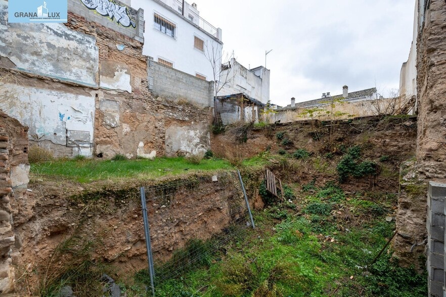 Calle Alta de Cartuja, 8, Granada, Granada for sale - Primary Photo - Image 1 of 26