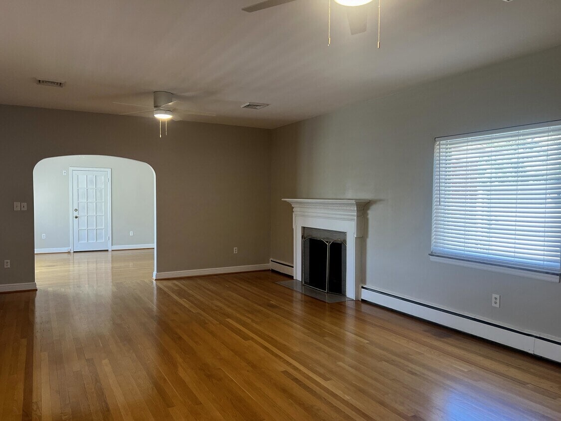 1524 Patrick Rd NE, Roanoke, VA à louer Photo intérieure- Image 1 de 6