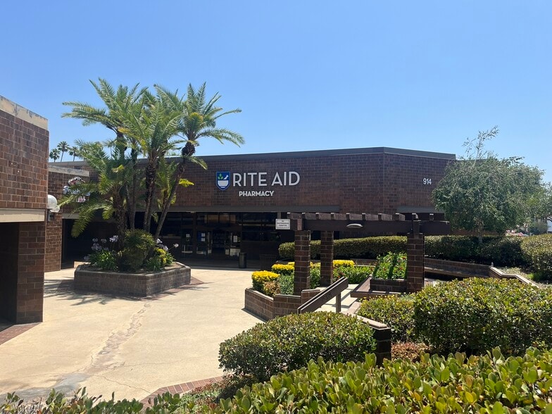 906 Fair Oaks Ave, South Pasadena, CA for lease - Building Photo - Image 3 of 9