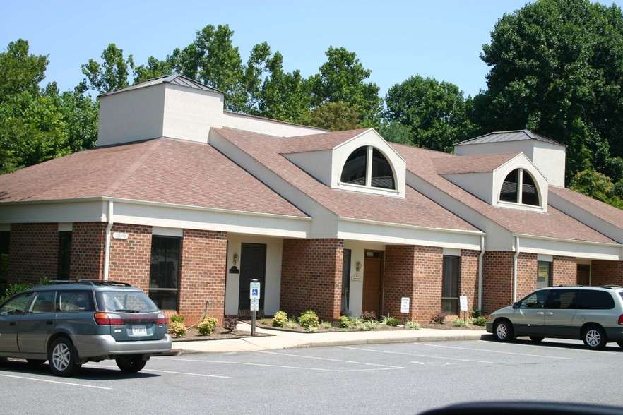 7331 Timberlake Rd, Lynchburg, VA for lease - Building Photo - Image 1 of 5