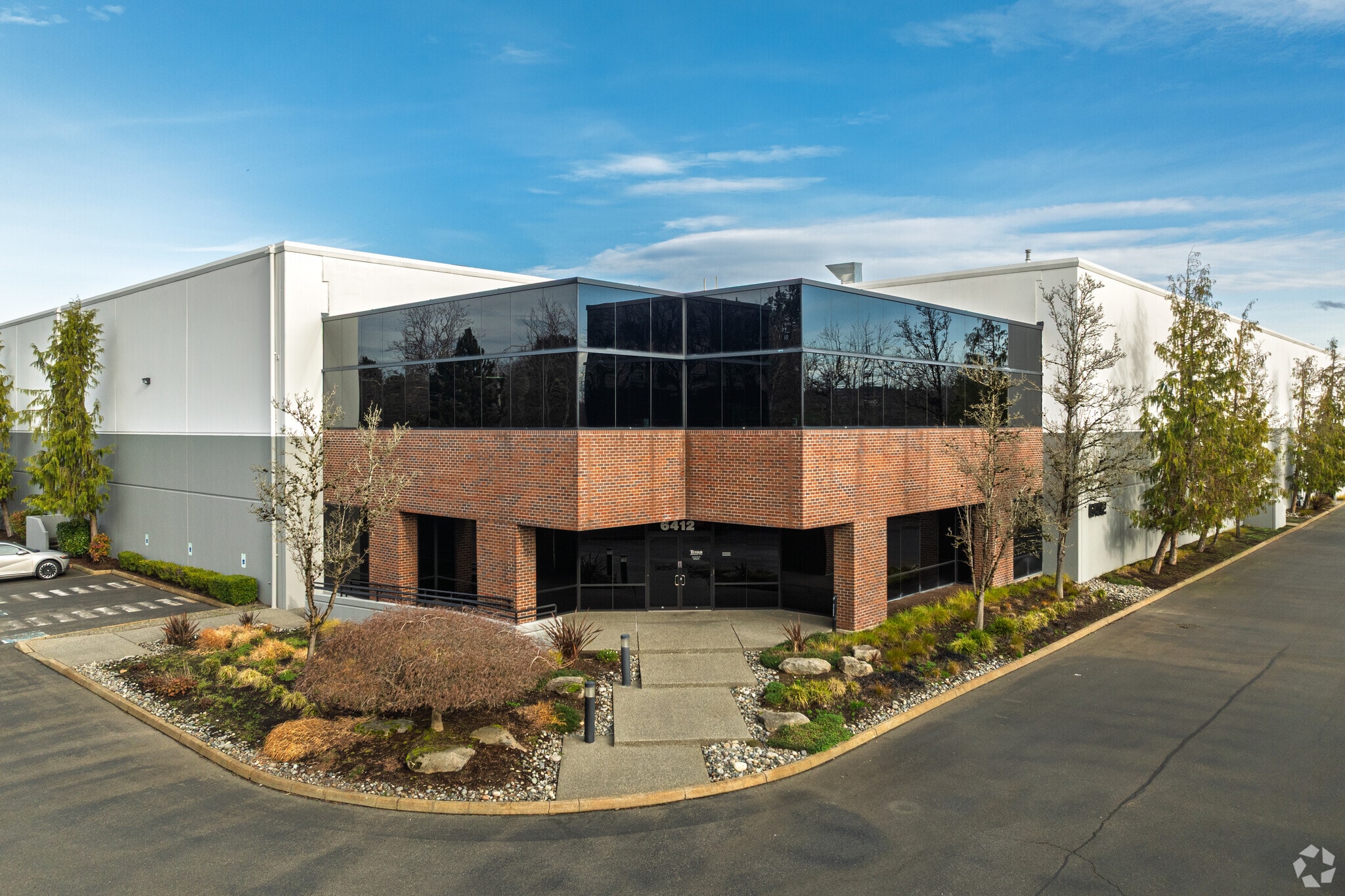 6412-6528 S 216th St, Kent, WA for lease Primary Photo- Image 1 of 10