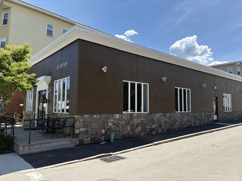 181 Shrewsbury St, Worcester, MA for sale - Building Photo - Image 2 of 2