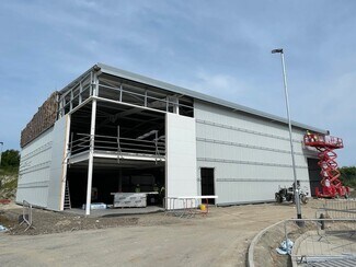Plus de détails pour Westfield Rd, Leighton Buzzard - Industriel à vendre