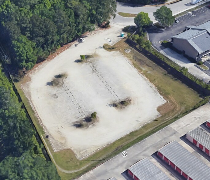 7421 N Forest Dr, North Charleston, SC à vendre - Photo du bâtiment - Image 2 de 3