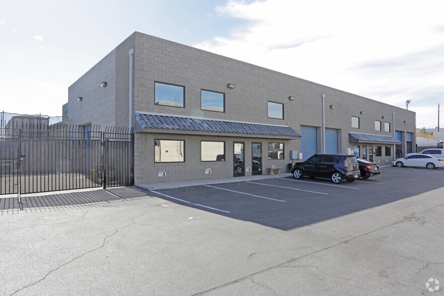 3995 W Quail Ave, Las Vegas, NV à louer - Photo principale - Image 1 de 5