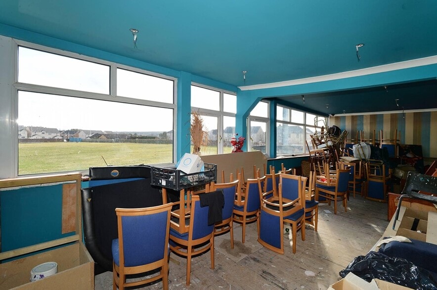 22 Victoria Road, Fauldhouse for sale - Interior Photo - Image 3 of 9