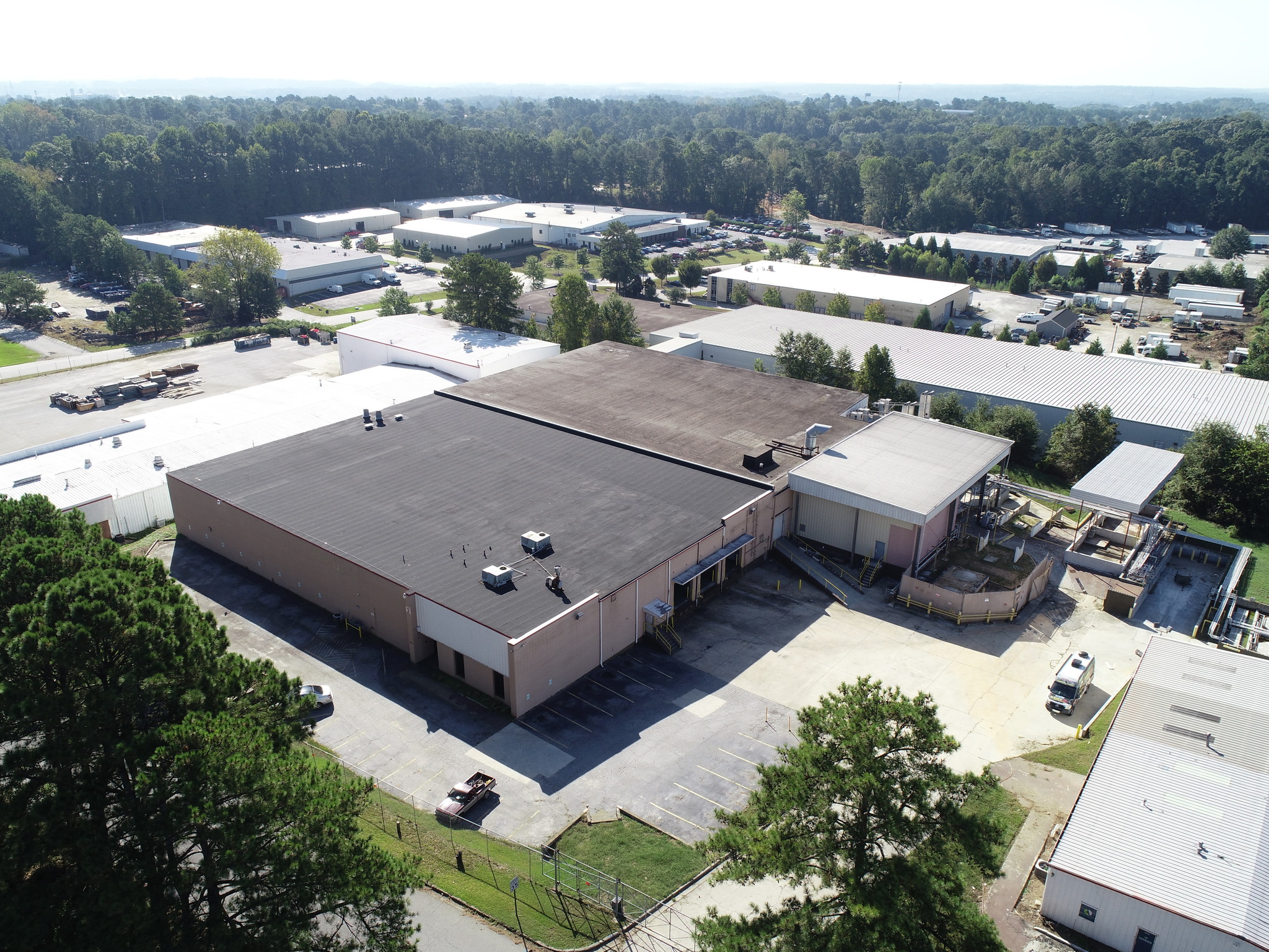 1850 S Cobb Industrial Blvd, Smyrna, GA for lease Primary Photo- Image 1 of 11