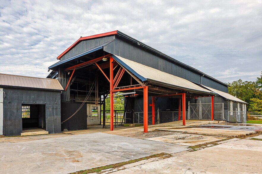 738 W Walnut St, Johnson City, TN à vendre - Photo du bâtiment - Image 3 de 6