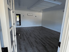 4174-4180 Redwood Hwy, San Rafael, CA à louer Photo intérieure- Image 2 de 10