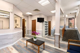 207 Prospect Park SW, Brooklyn, NY for lease Interior Photo- Image 1 of 7