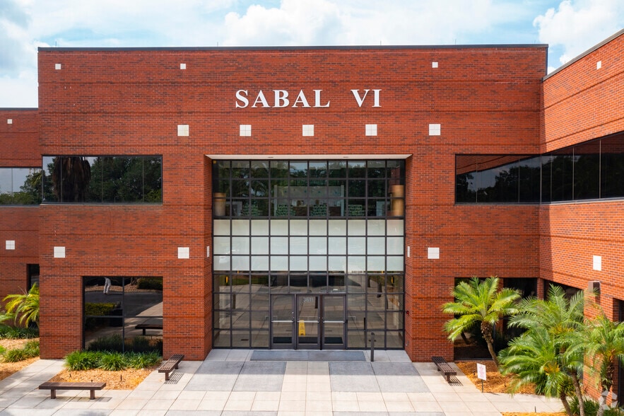 3611 Queen Palm Dr, Tampa, FL for lease - Building Photo - Image 3 of 8