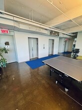 2-14 Boul Désaulniers, Saint-lambert, QC for lease Interior Photo- Image 1 of 7