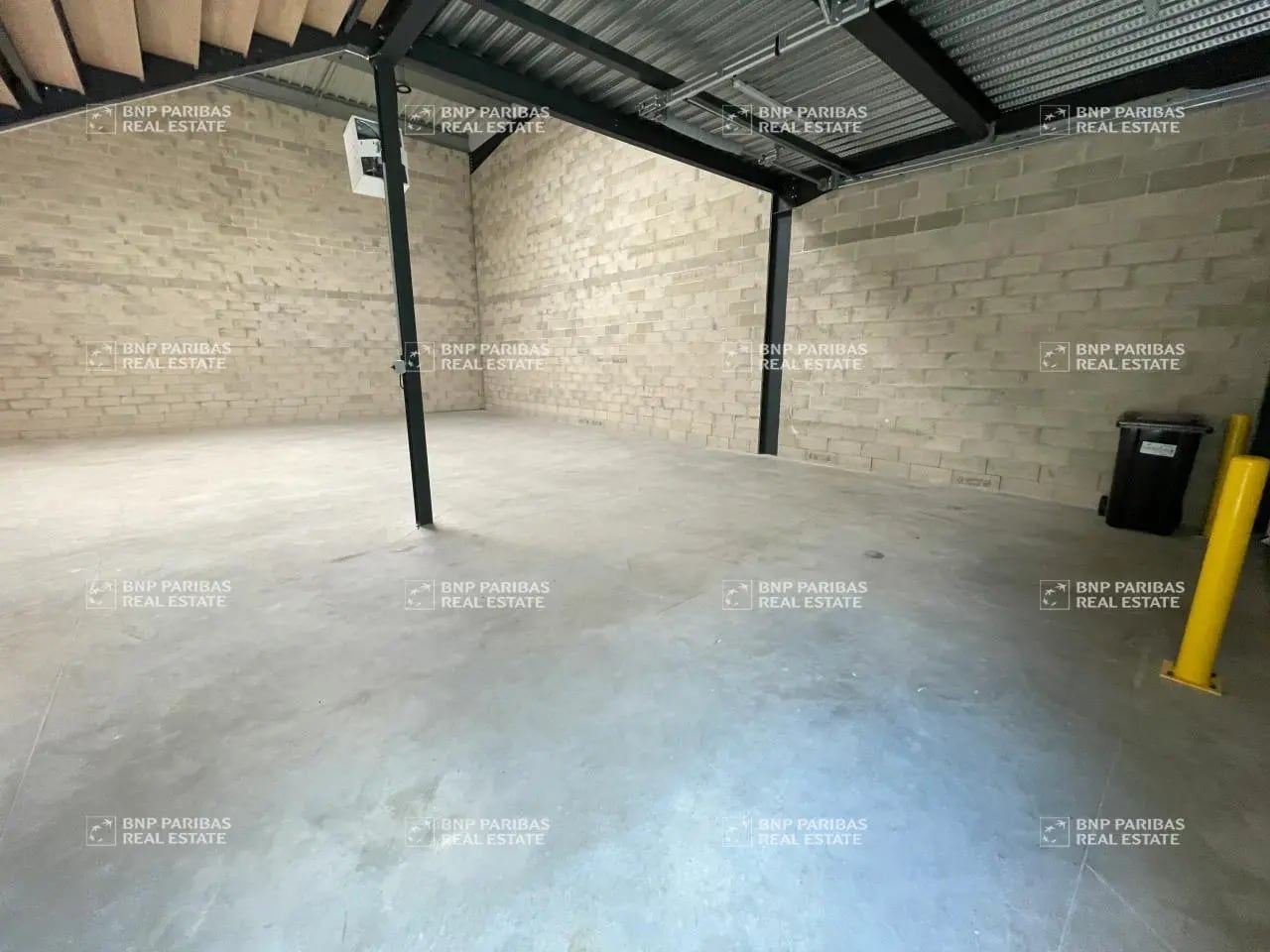 Flex in Bussy-Saint-Georges for lease Interior Photo- Image 1 of 22