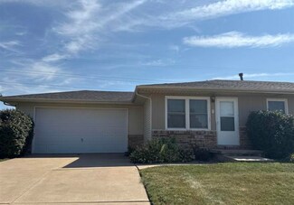 Plus de détails pour 2843 High Point Dr, Davenport, IA - Commerce de détail à louer