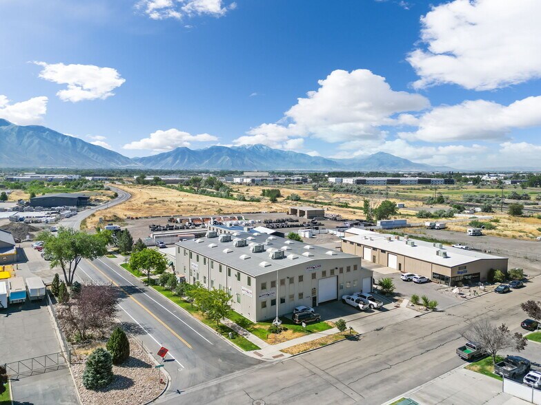 1964 Ironton Blvd, Provo, UT à louer - Photo du bâtiment - Image 3 de 3