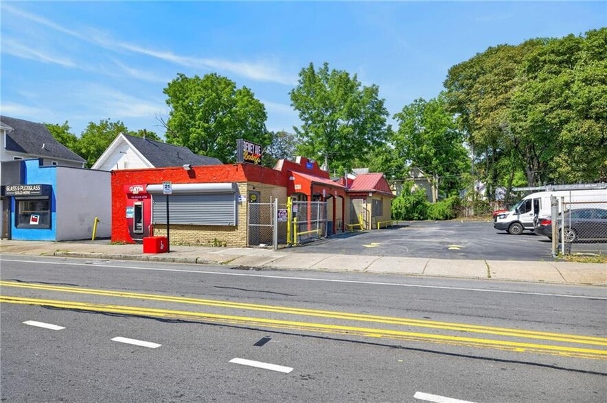 739 Dewey Ave, Rochester, NY for sale - Building Photo - Image 2 of 15