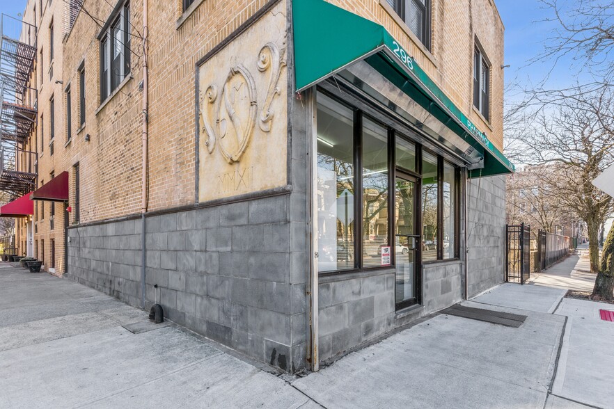 296 Palisade Ave, Jersey City, NJ for sale - Building Photo - Image 1 of 1