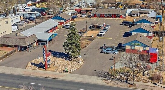 Plus de détails pour 1524 Main St, Longmont, CO - Services hôteliers à vendre