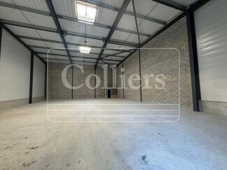 Plus de détails pour Local d'activités à louer