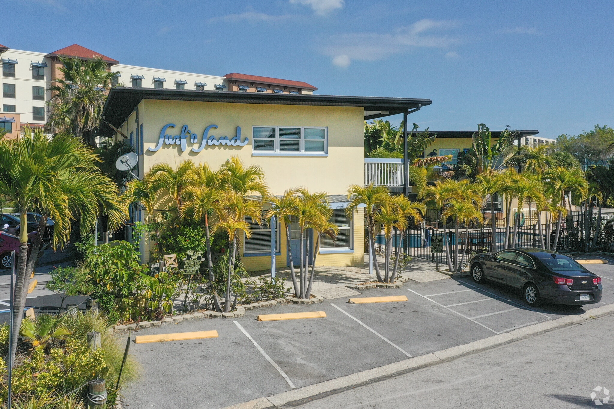 50 Royal Way, Clearwater Beach, FL for sale Primary Photo- Image 1 of 22