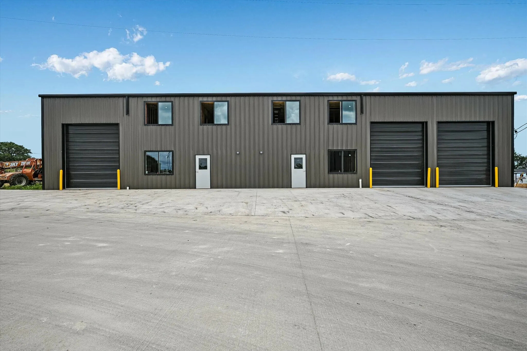 15113 Fitzhugh Rd, Austin, TX for lease Primary Photo- Image 1 of 14