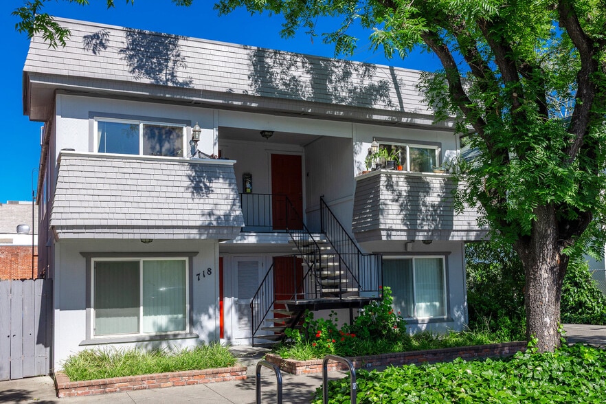 718 13th St, Sacramento, CA for sale - Building Photo - Image 1 of 39