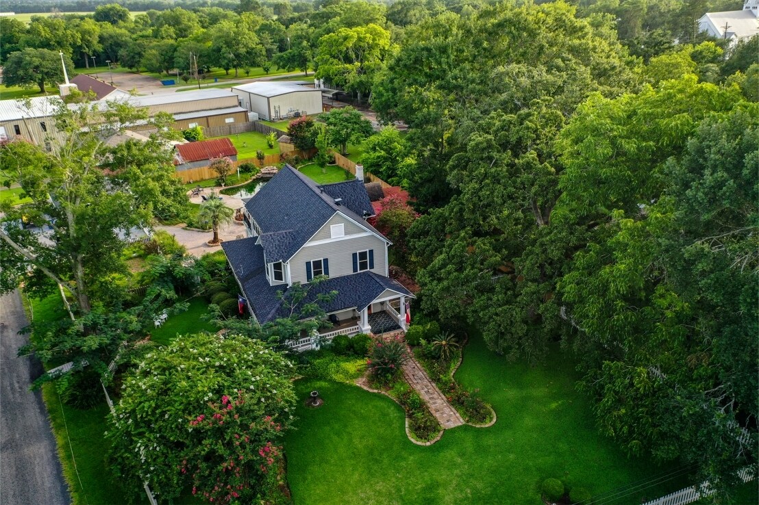 455 Gibbs St, New Waverly, TX à vendre Photo principale- Image 1 de 7