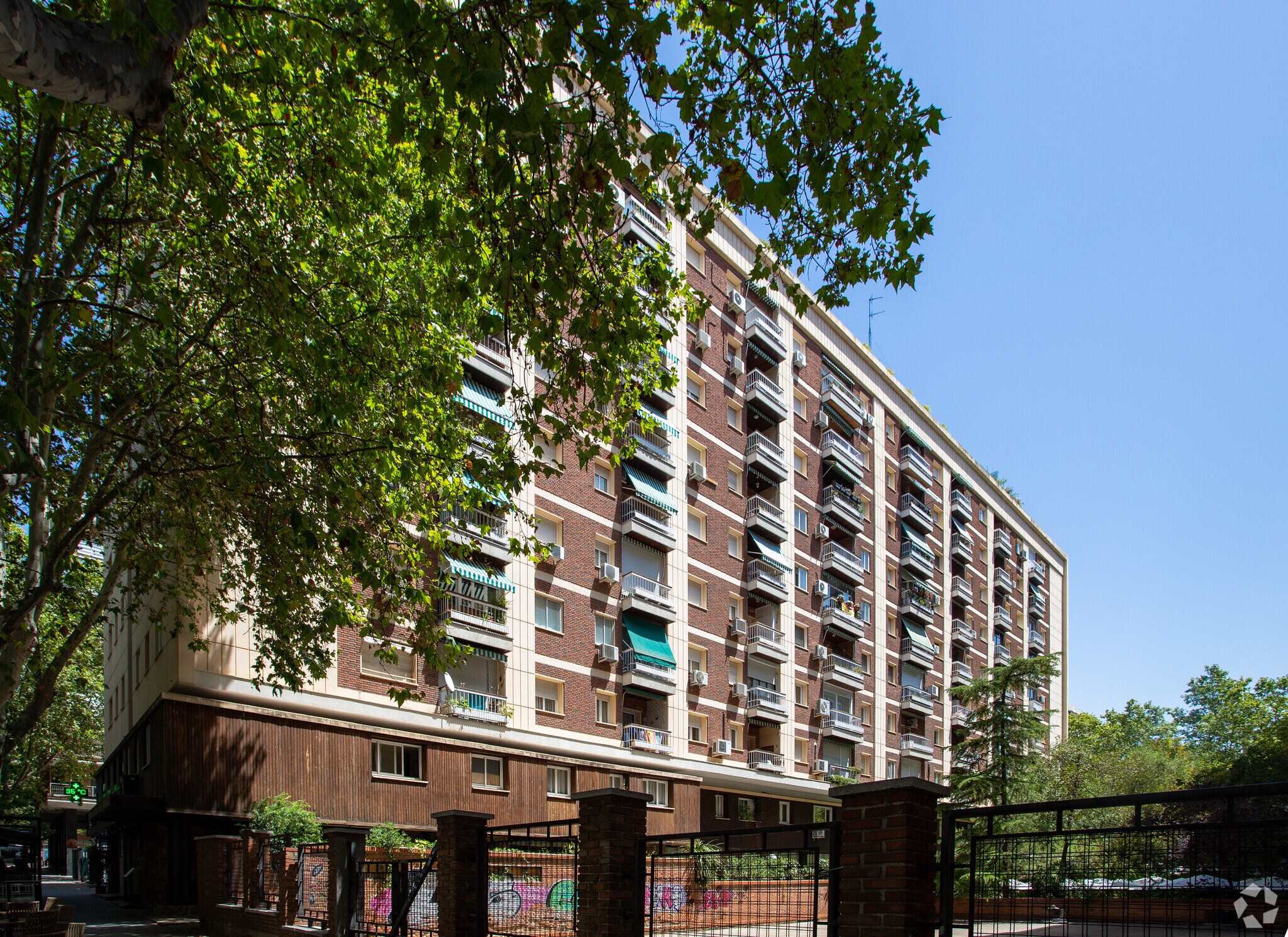 Calle del Doctor Fleming, 44, Madrid, Madrid à louer Photo principale- Image 1 de 3