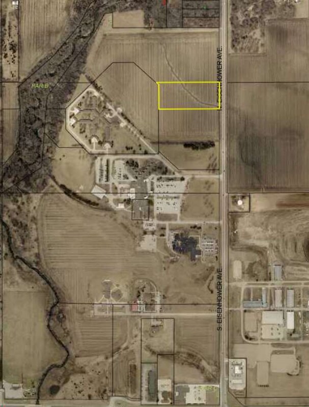 North Eisenhower Avenue land (5.58 acres), Mason City, IA for sale Aerial- Image 1 of 2