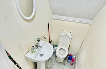 218 Wolverhampton St, Dudley à louer Photo intérieure- Image 2 de 5