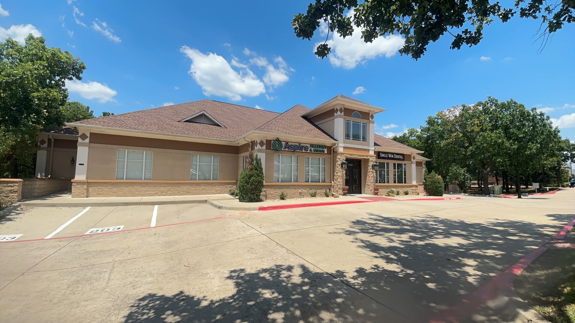 1650 W Northwest Hwy, Grapevine, TX for lease Building Photo- Image 1 of 6