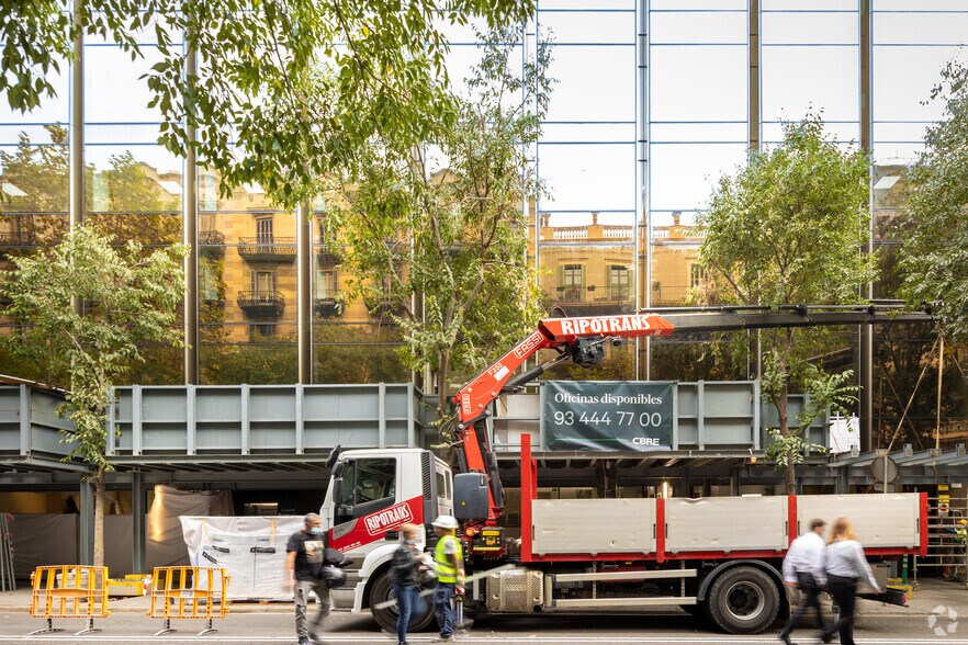 Carrer d'Aribau, 198, Barcelone, Barcelona à louer - Photo du bâtiment - Image 2 de 2