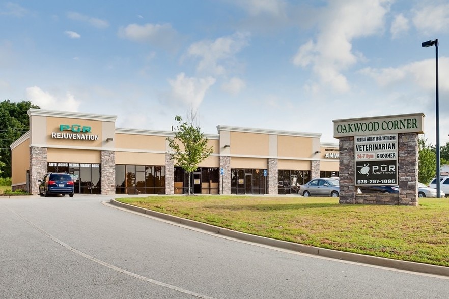 3904 Winder Hwy, Flowery Branch, GA for lease - Building Photo - Image 3 of 5