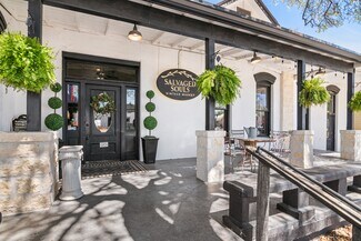 Plus de détails pour 702 Front St, Comfort, TX - Commerce de détail à vendre